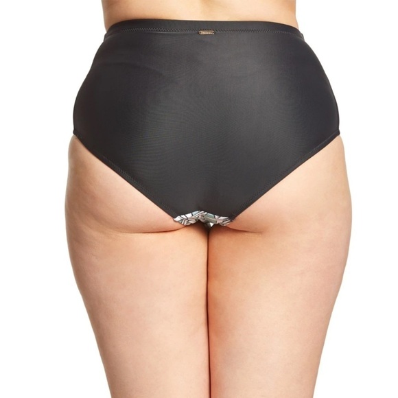 Raisins Curve Plus Size Strappy-Back Top 20W bikini bottom 18 W Swimsuit - Picture 4 of 13